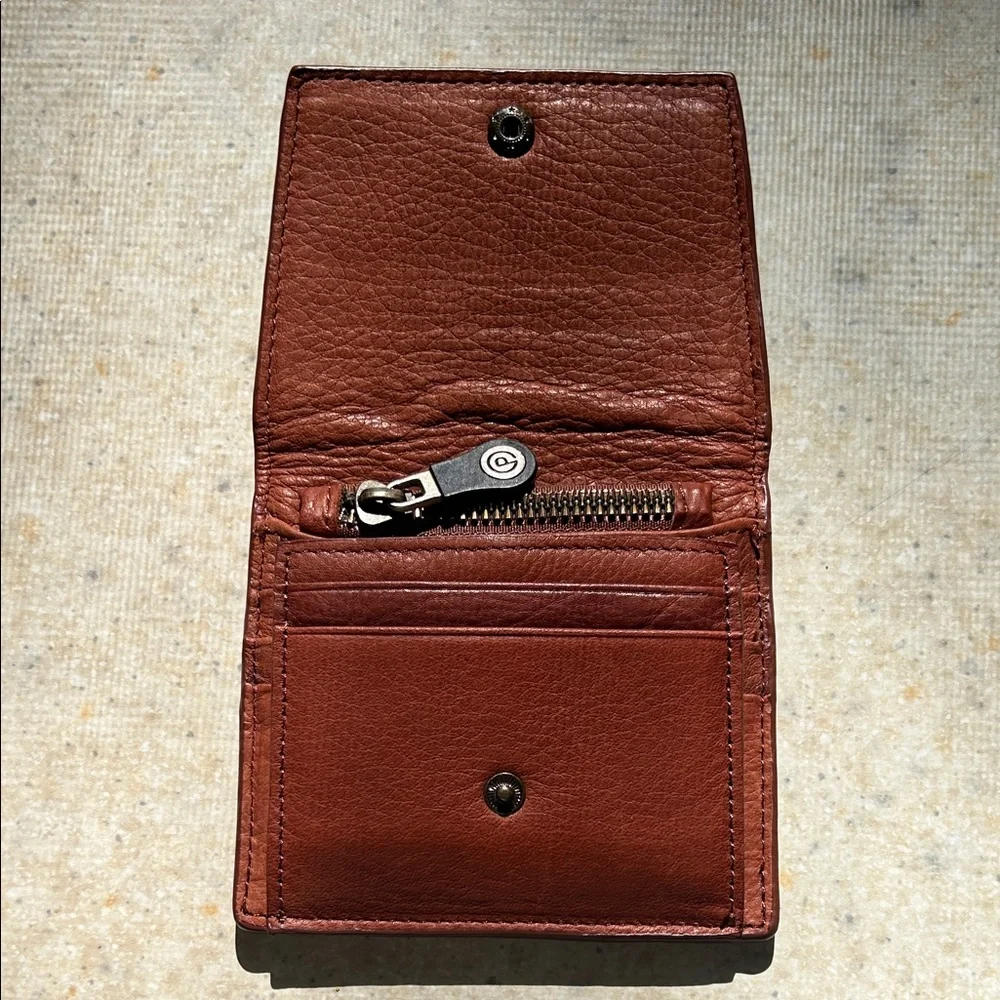 NWOT American Leather Company Veronica Bi-fold Wallet